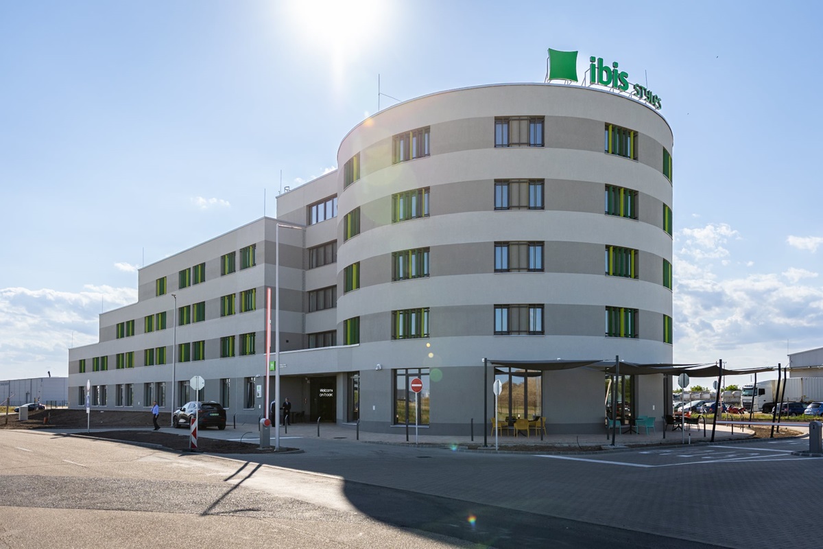 Ibis Styles Debrecen reptér